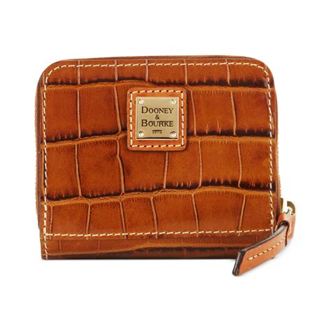 dooney bourke wallets outlet